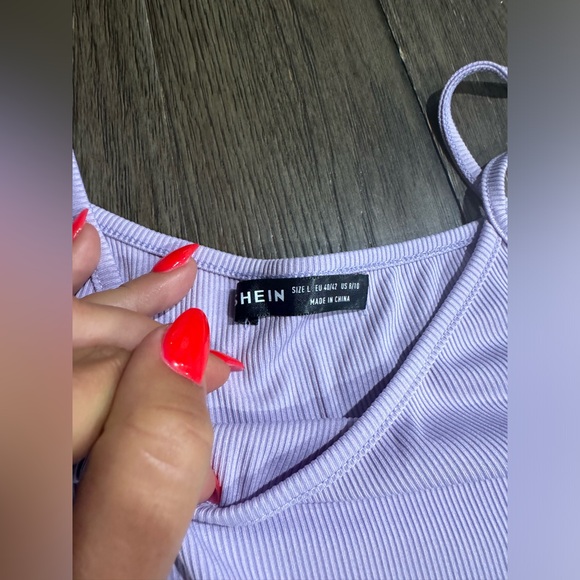 Lilac rubbed cut out dress size L - Picture 4 of 4